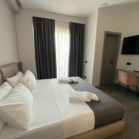 Stephen Seaside Hotel Дхерми Экстерьер фото